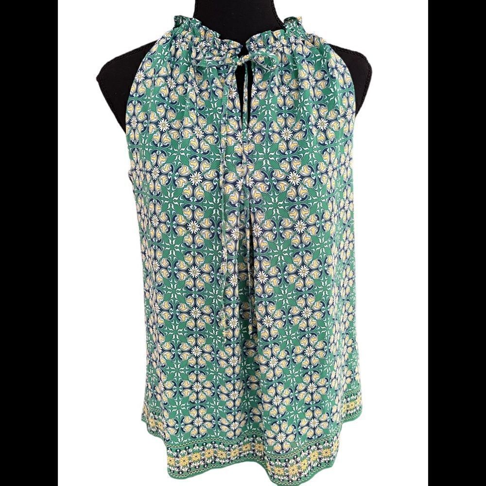 New with tags Max Studio sleeveless lined green print top, size XS.